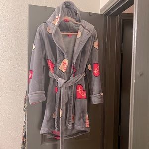 Betsey Johnson size plush x small hoodie bath robe